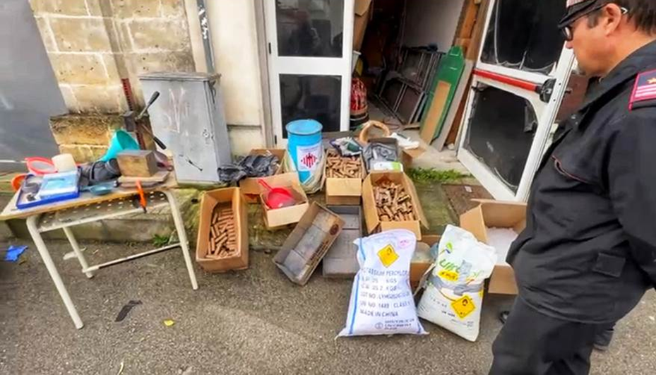 Carabinieri a Monteroni